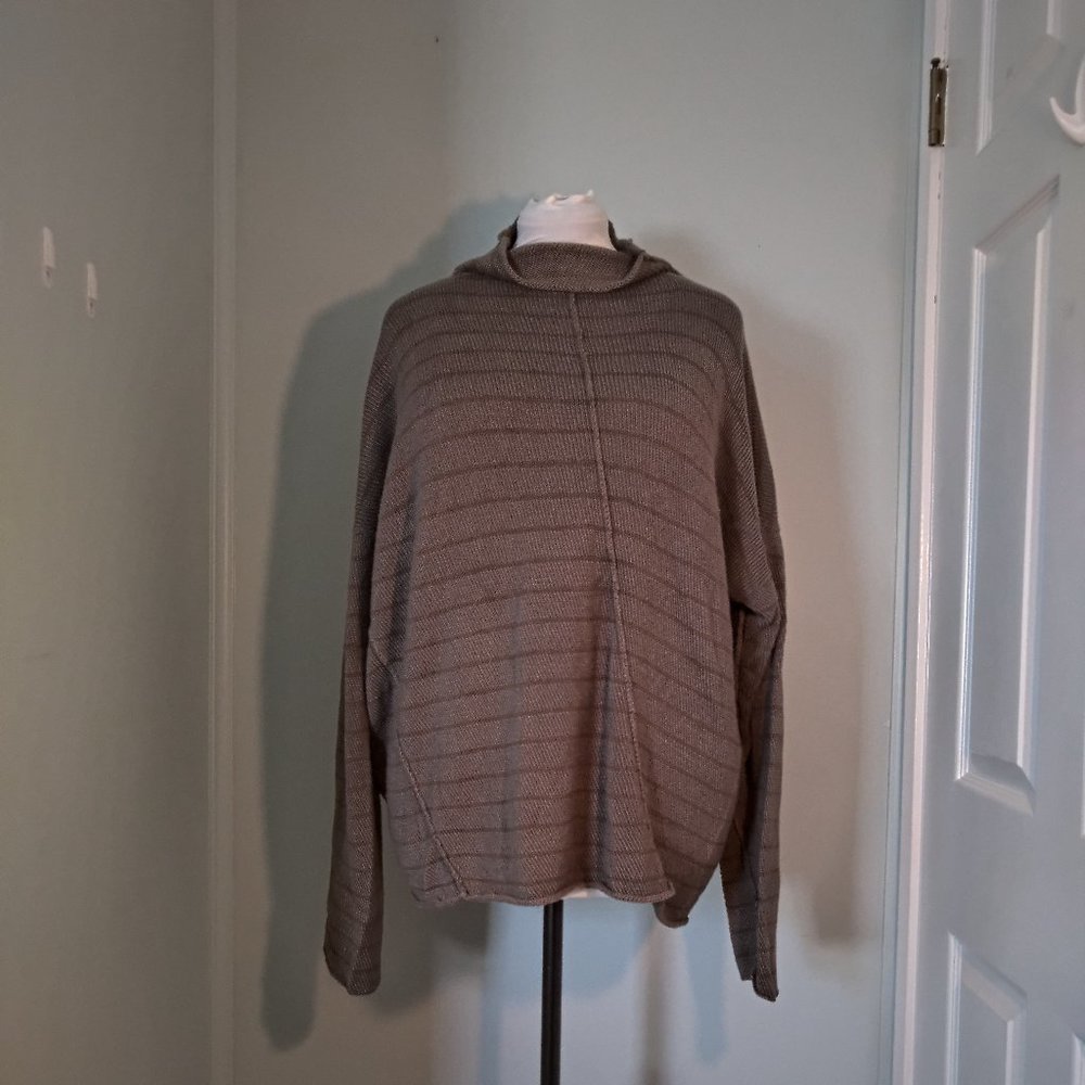 Krista Larson Sweater - Picture 4 of 7